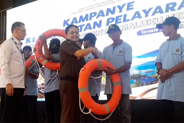 AB_DITJEN-PERHUBUNGAN-LAUT-GAUNGKAN-KESELAMATAN-PELAYARAN-DI-MALUKU-UTARA.jpg