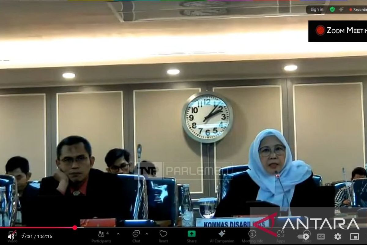 KOMISI-XIII-DPR-RI-AUDIENSI-DENGAN-KOMISI-NASIONAL-DISABILITAS-YouTube.jpg