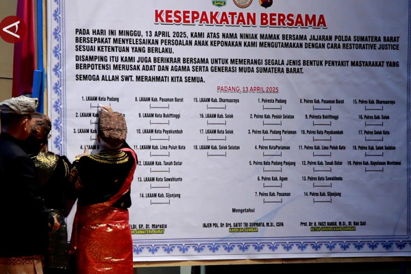 MEMAKSIMALKAN-PERAN-ADAT-DALAM-PENERAPAN-KEADILAN-RESTORATIF.jpg