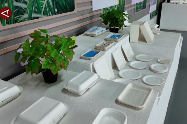 SANS_PERUSAHAAN-CHINA-HASILKAN-PERALATAN-MAKAN-DARI-AMPAS-TEBU.jpg