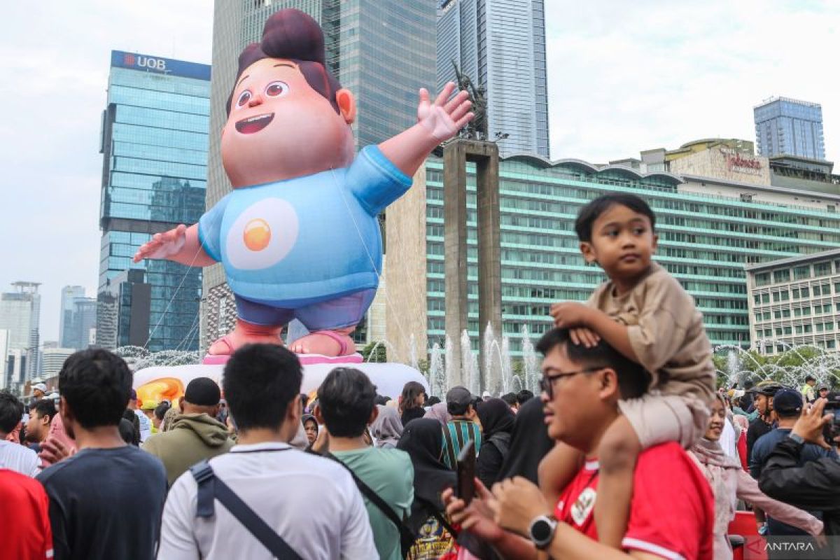 Balon-raksasa-Jumbo-di-Bundaran-HI-1.jpg