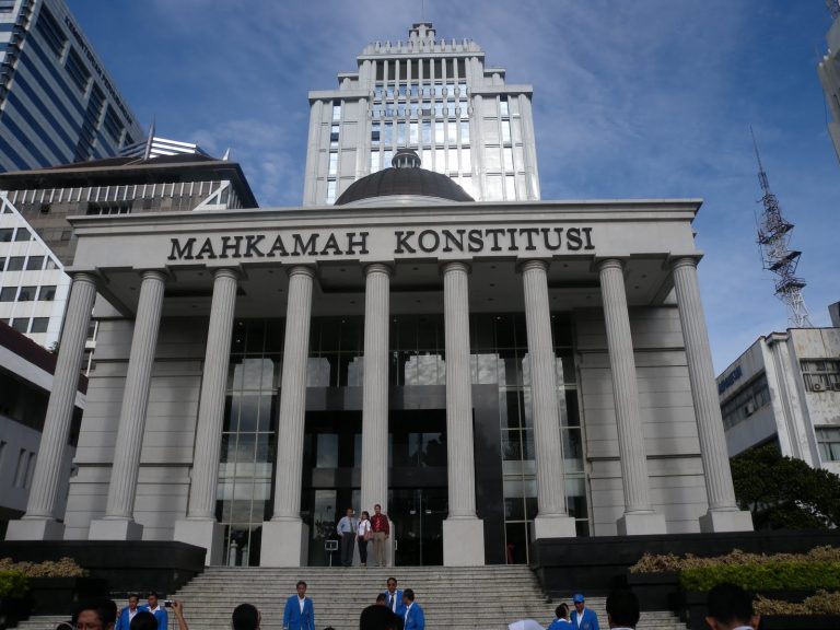 Mahkamah-Konstitusi-RI-768x576.jpg