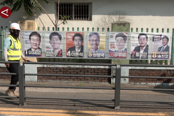 SANS_KRISIS-POLITIK-WARGA-KOREA-SELATAN-MEMILIH-PEMIMPIN-BARU.jpg