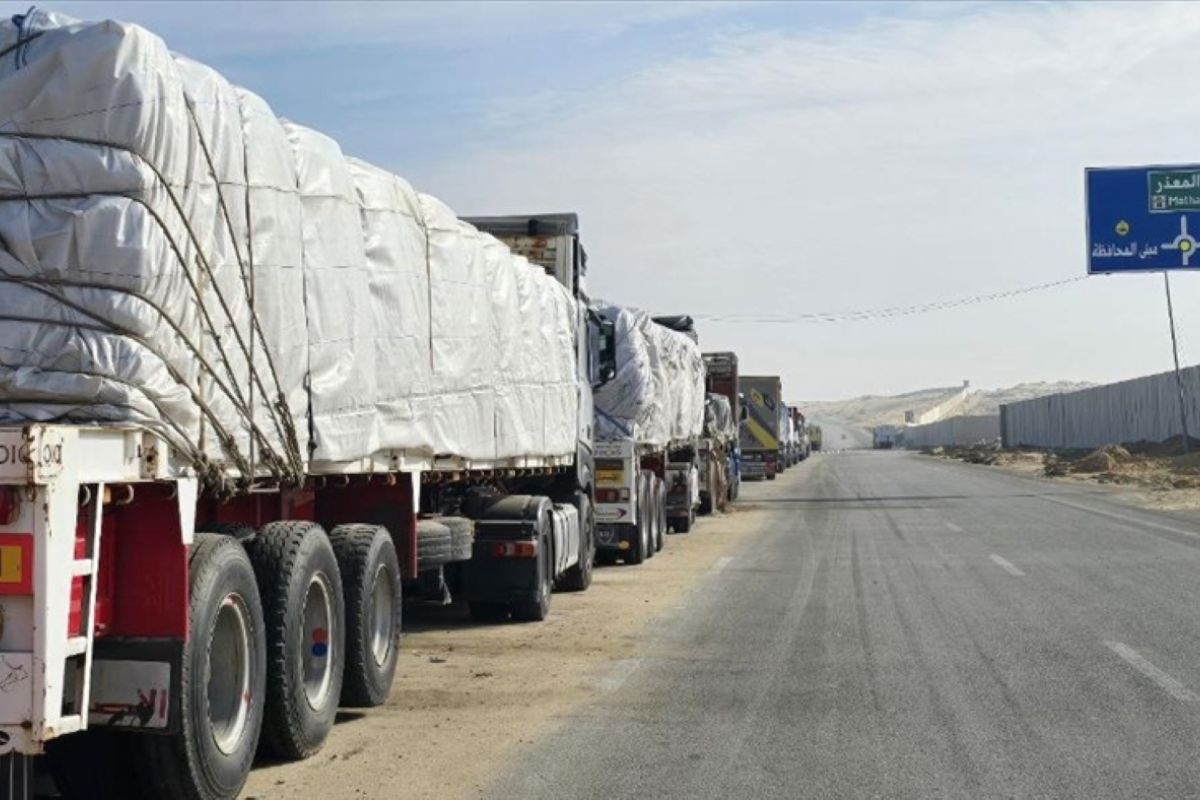 bantuan-masuk-ke-Gaza-Palestina-di-perbatasan-Rafah-Mesir.jpg