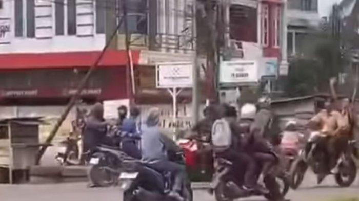 Viral-Dua-Aksi-Geng-Motor-Dalam-Sehari-di-Kota-Jambi-Warga-Khawatir-karena-Pelaku-Bawa-Sajam.jpg