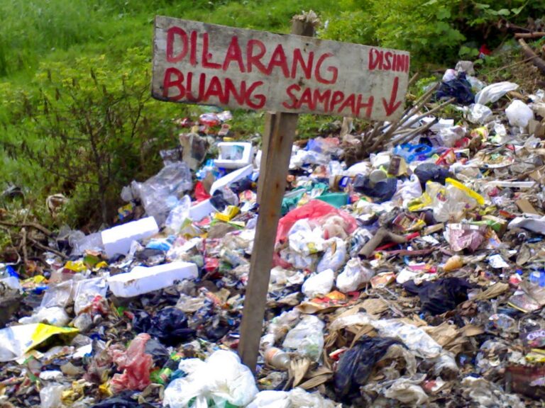 Sampah.jpg