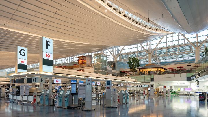 asia-dominasi-daftar-10-bandara-paling-bersih-di-dunia